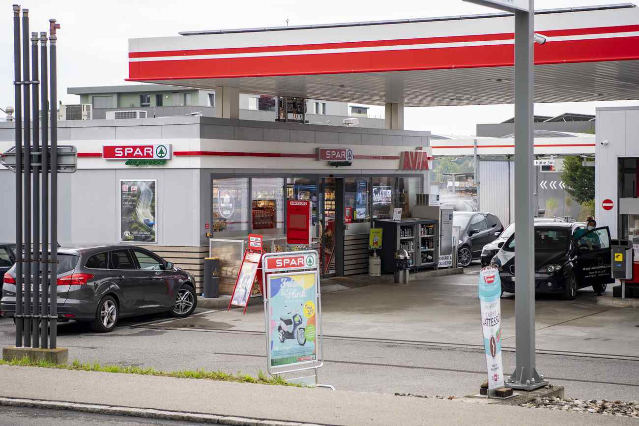 Spar Switzerland Sees Profit Rise Despite Lower Sales