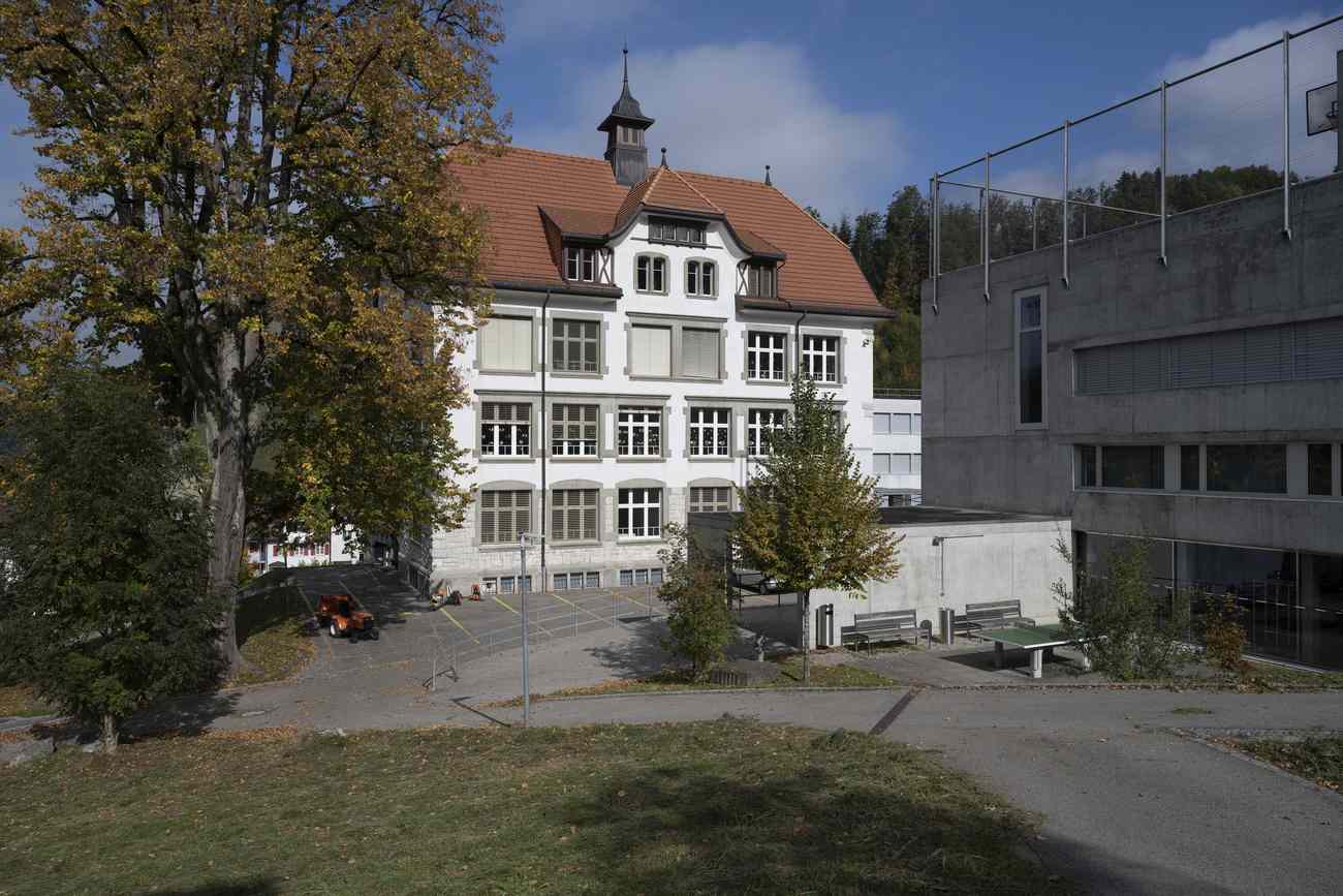 Swiss Research & Education Budget Cut in Real Terms