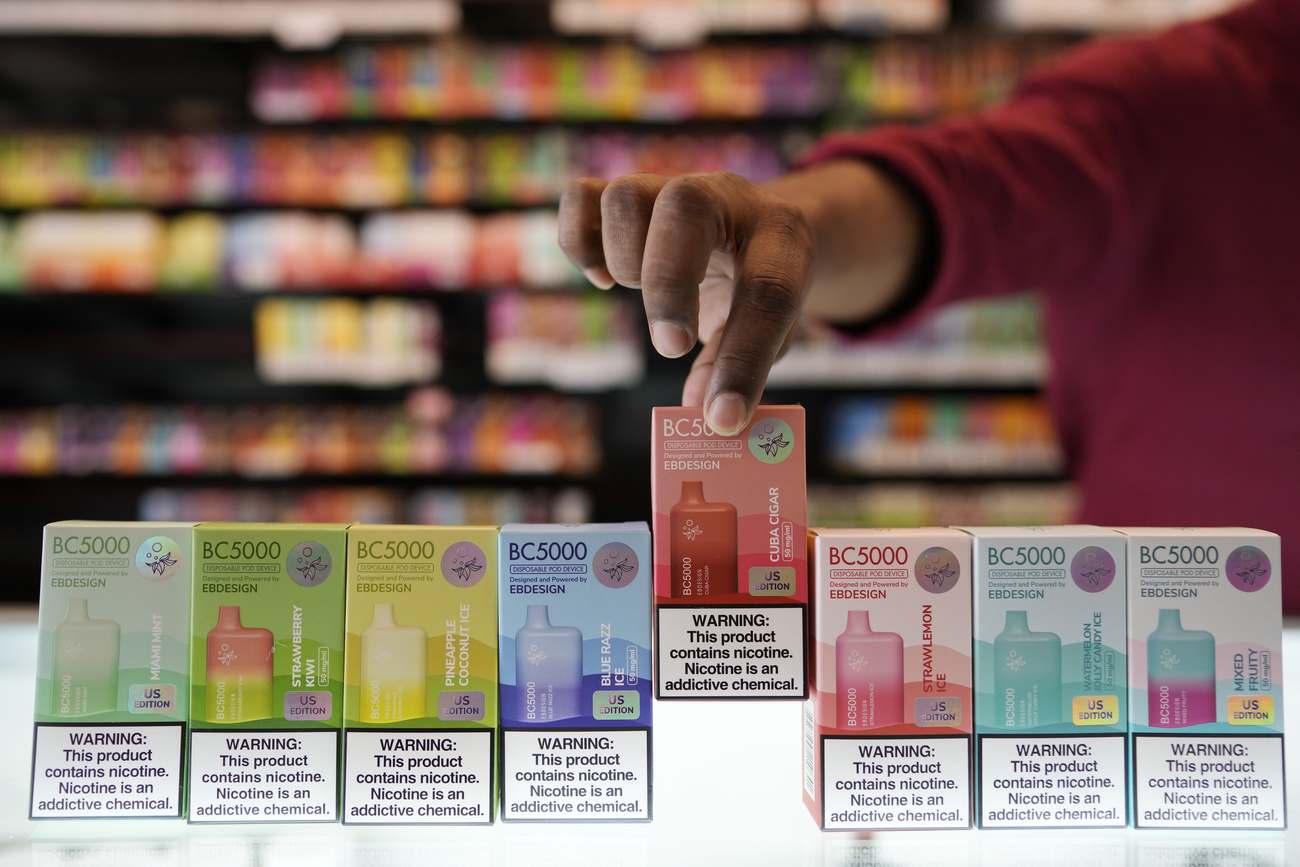 Switzerland Wants To Ban Disposable E-Cigarette