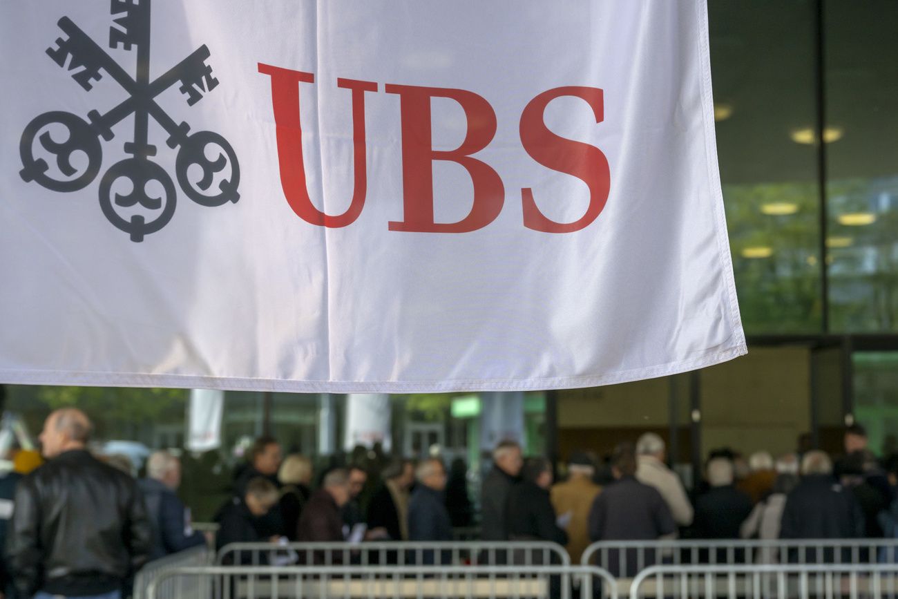 UBS Achieves $1.76 Billion Q1 Profit: Exceeding Expectations