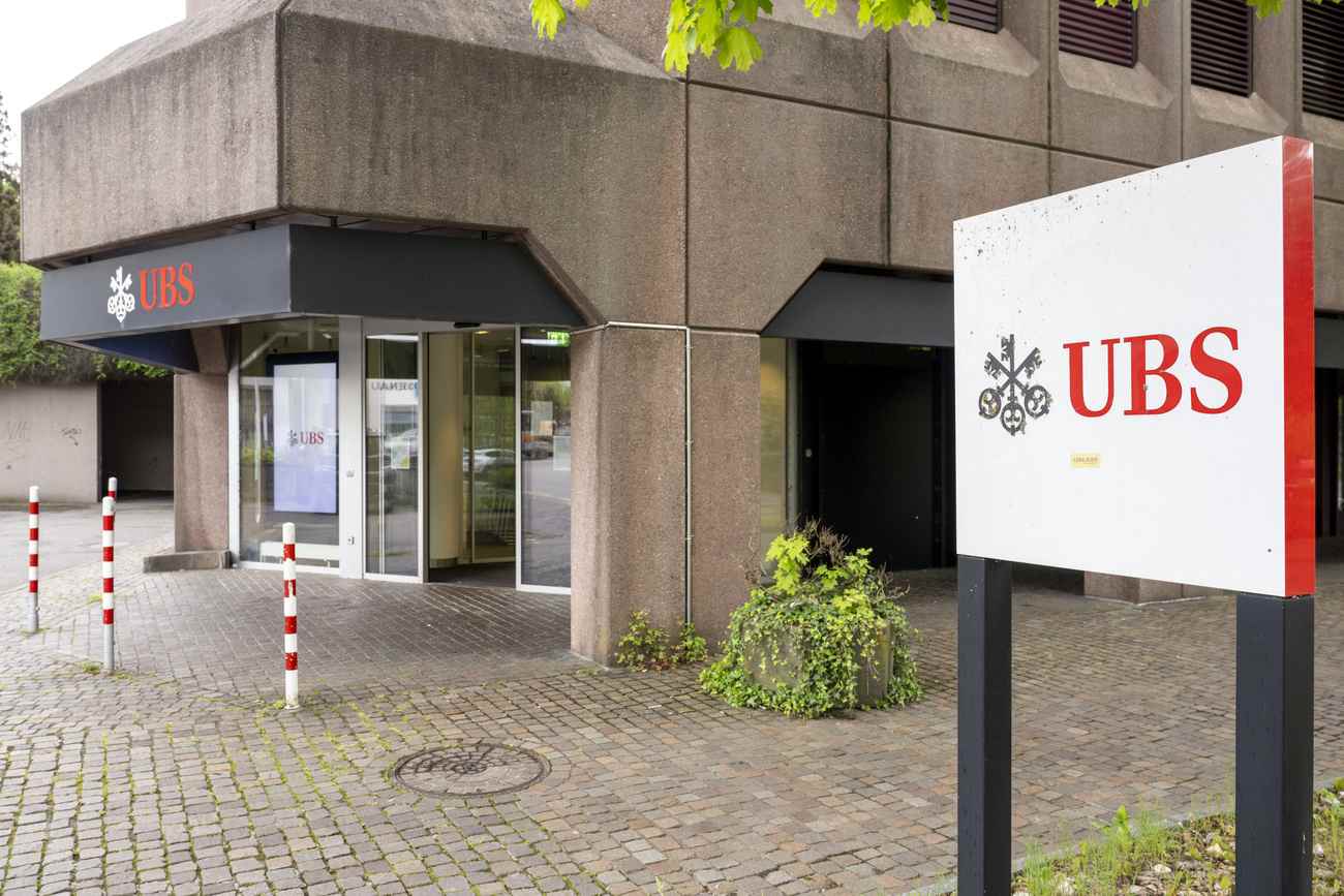 UBS Job Cuts “Not Imminent”