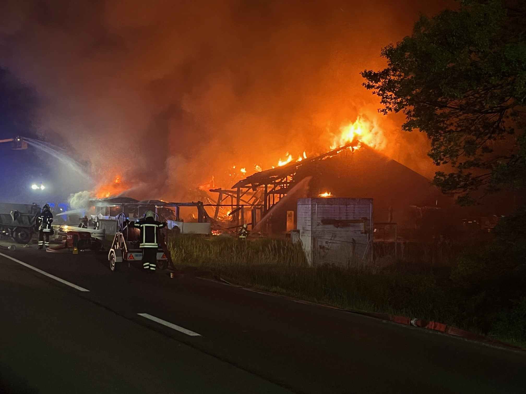Fire Burns Commercial & Residential Property In Valais
